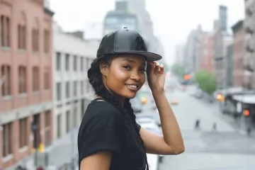 Which Is More Stylish; Snapback or Baseball Cap?