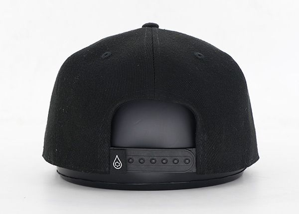 Back of Best Black Snapbacks with Sandwich Brim