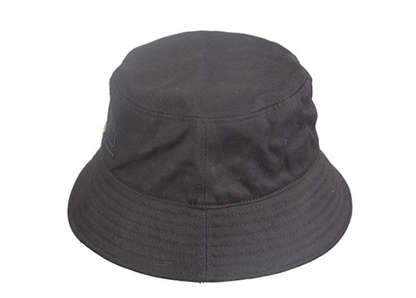 Side of Hip Hop Black Fashion Bucket Hat with Embroidered King Logo